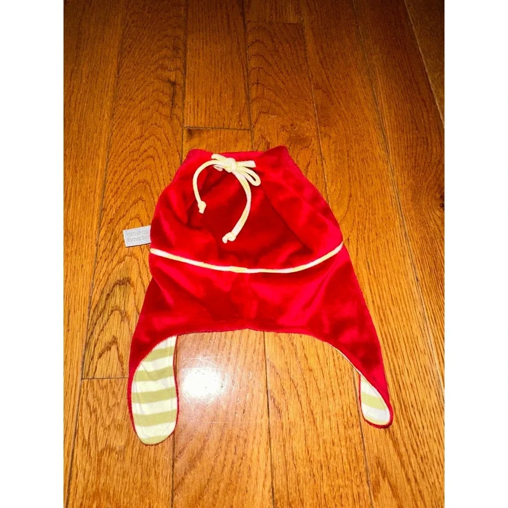 Christmas holiday Bunnies By The Bay elf shoes & hat  For baby 6-12 months  Cond